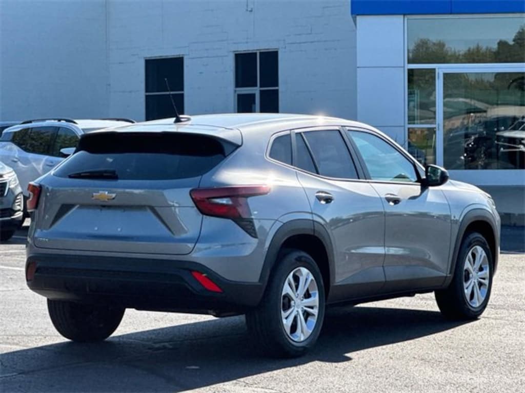 New 2026 Chevrolet Trax LS SUV