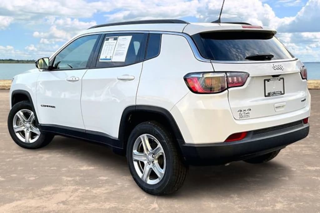 Used 2024 Jeep Compass Latitude