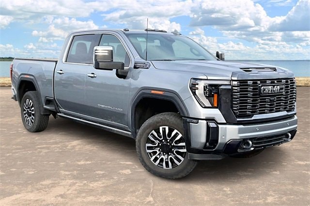 2024 GMC Sierra 3500HD Denali Ultimate's photo