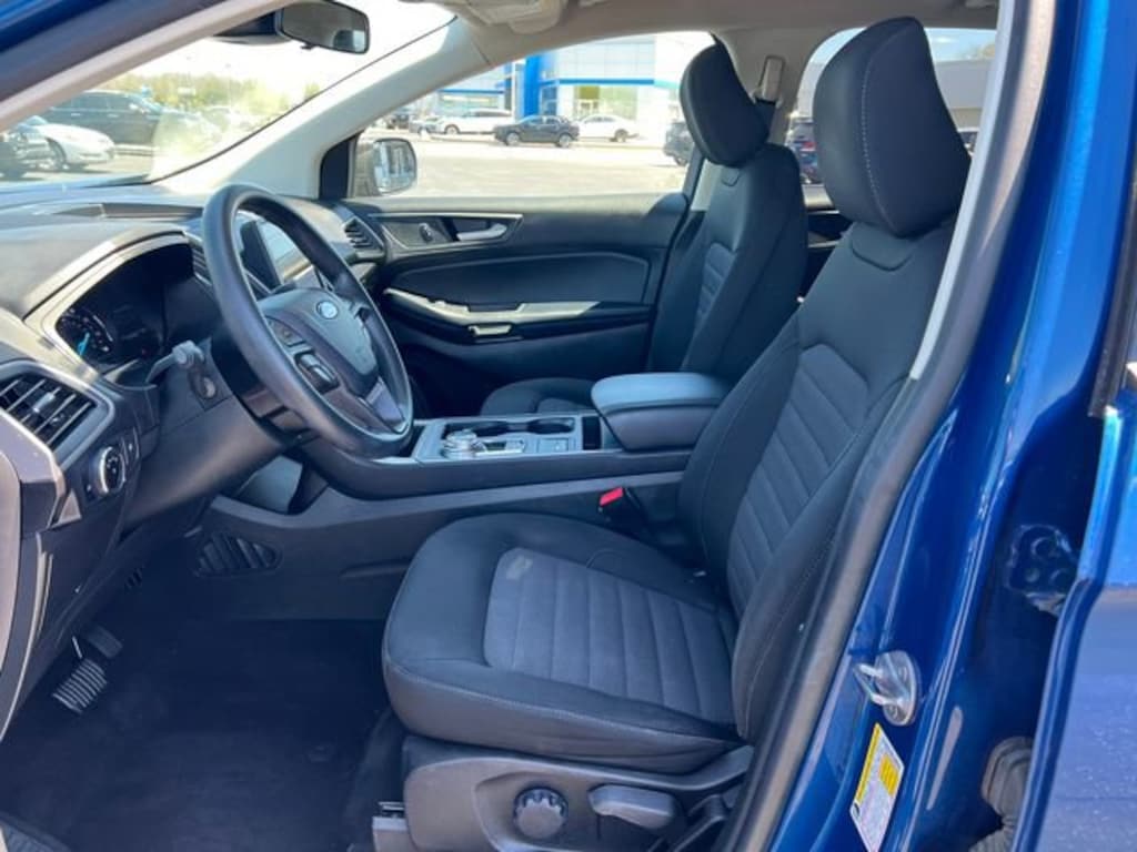 Used 2023 Ford Edge SE