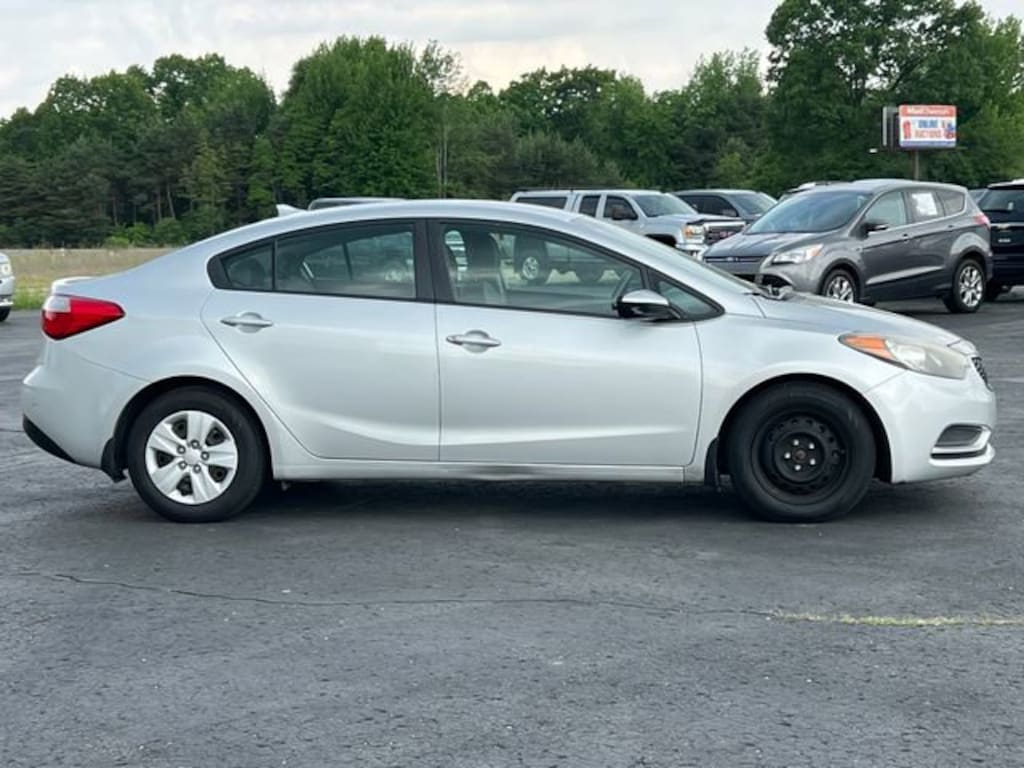 Used 2015 Kia Forte LX Sedan