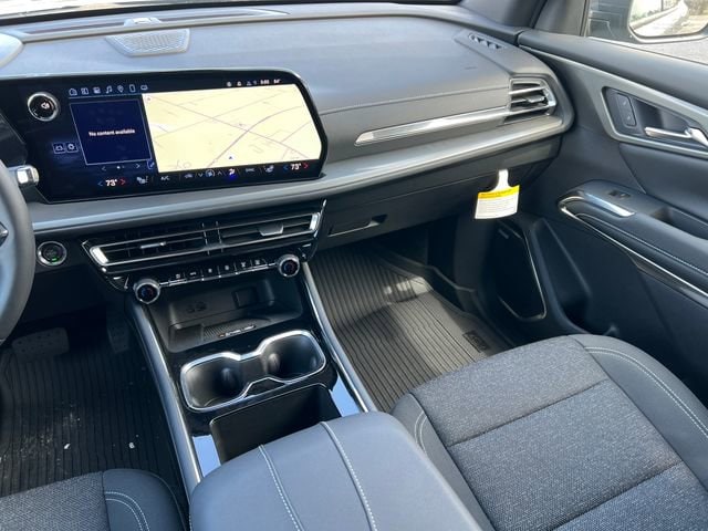 2025 Chevrolet Traverse LT - Photo 32