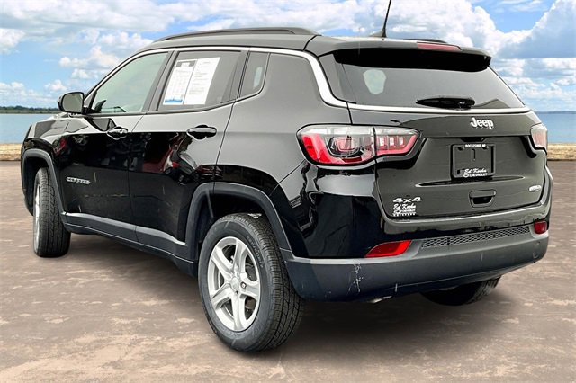 2024 Jeep Compass Latitude photo 4