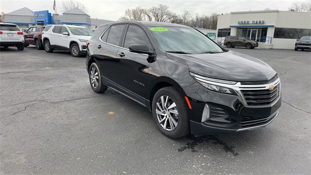 Used 2022 Chevrolet Equinox LT with VIN 3GNAXKEV8NL301424 for sale in Rockford, MI