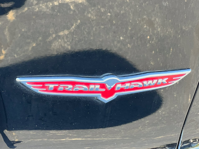Used 2019 Jeep Cherokee Trailhawk with VIN 1C4PJMBX3KD185945 for sale in Rockford, MI