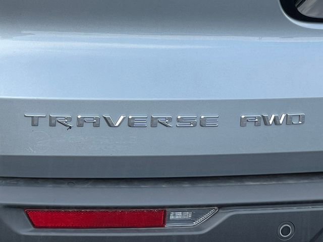 2025 Chevrolet Traverse LT - Photo 8