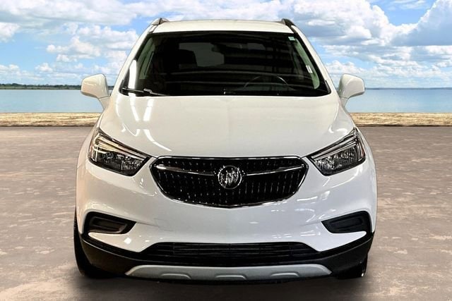 Used 2022 Buick Encore Preferred with VIN KL4CJESM8NB566033 for sale in Rockford, MI