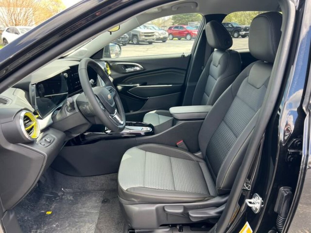 New 2026 Chevrolet Trax LT SUV