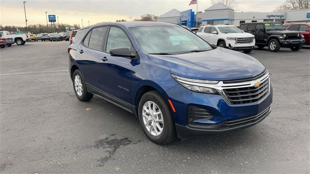 Used 2022 Chevrolet Equinox LS with VIN 2GNAXHEV1N6131527 for sale in Rockford, MI