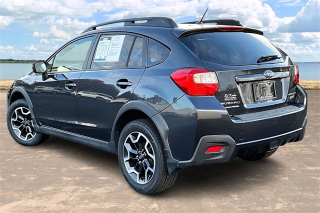2016 Subaru Crosstrek Premium photo 2