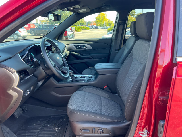 Used 2023 Chevrolet Traverse LT Cloth SUV