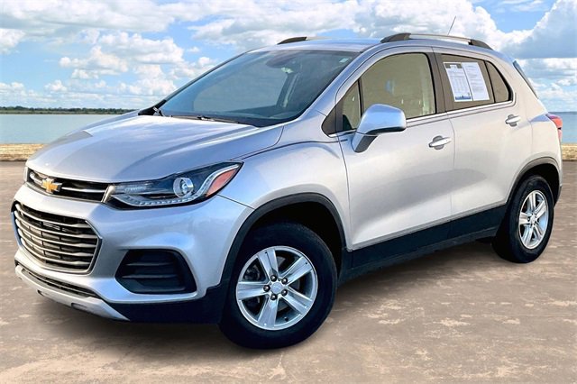2020 Chevrolet Trax LT photo 3