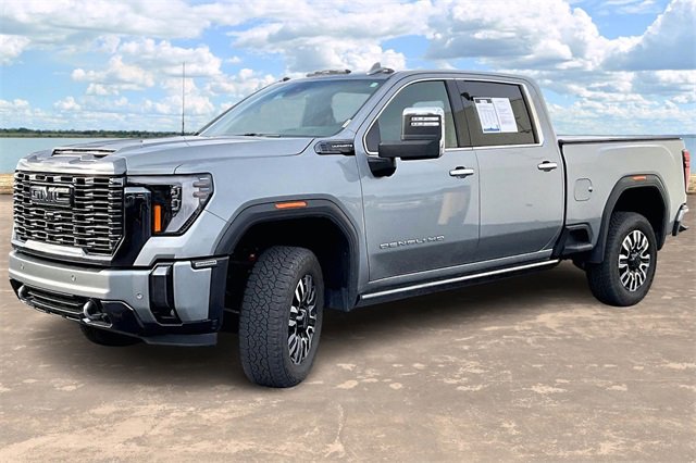 2024 Gmc Sierra 3500 HD Denali Ultimate photo 3