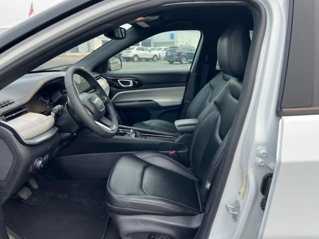 Used 2026 Jeep Compass Limited