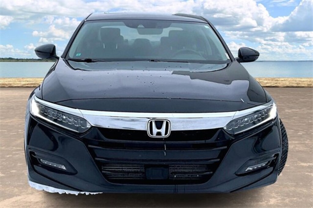 Used 2018 Honda Accord Touring 2.0T Sedan