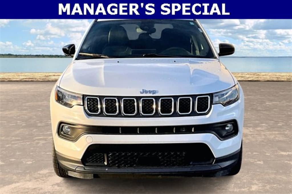 Used 2024 Jeep Compass Latitude