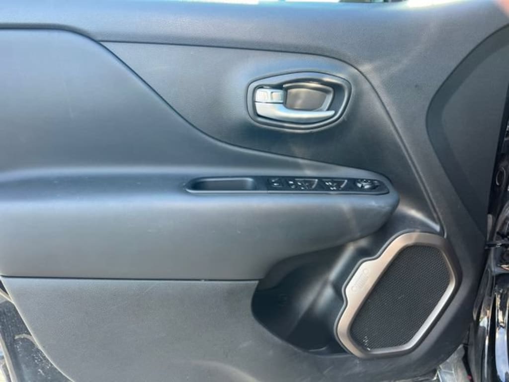 Used 2023 Jeep Renegade Upland 4x4 SUV