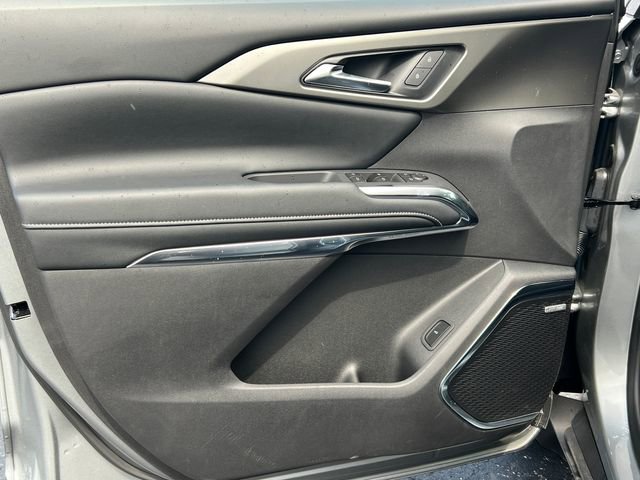 2025 Chevrolet Traverse LT - Photo 14