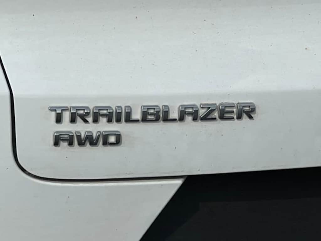 Used 2024 Chevrolet Trailblazer LT SUV