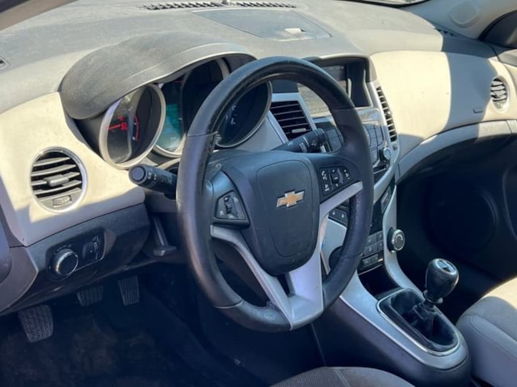 Used 2014 Chevrolet Cruze 1LT Car