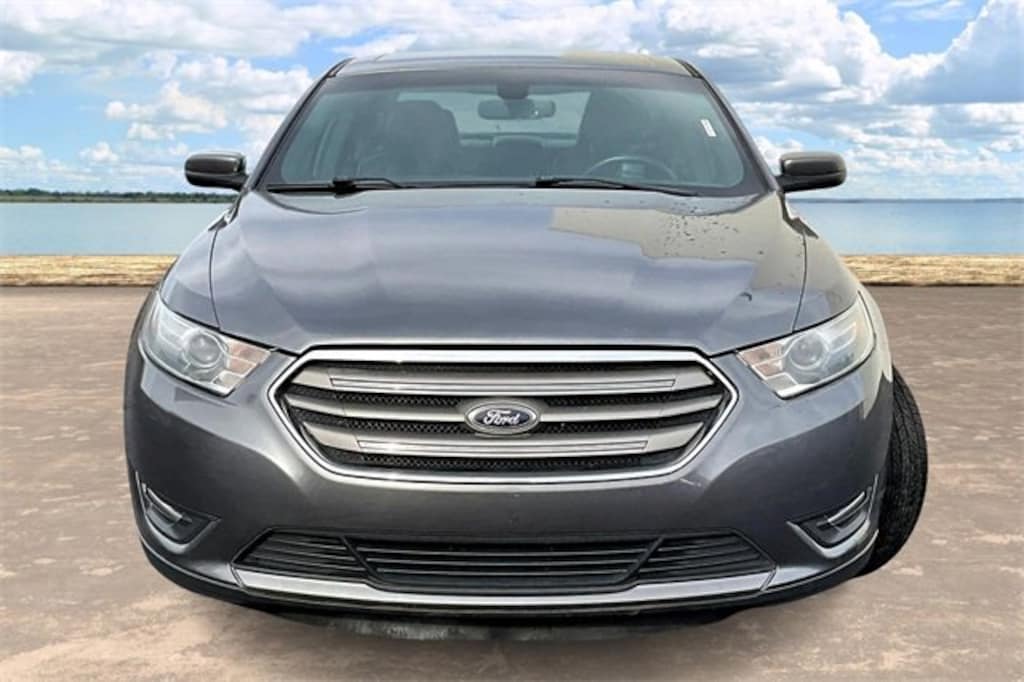 Used 2014 Ford Taurus SEL Sedan