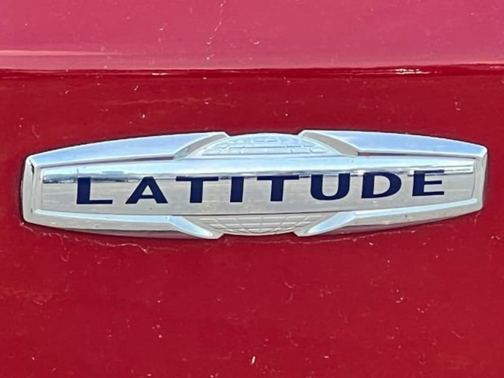 Used 2018 Jeep Compass Latitude 4x4 SUV