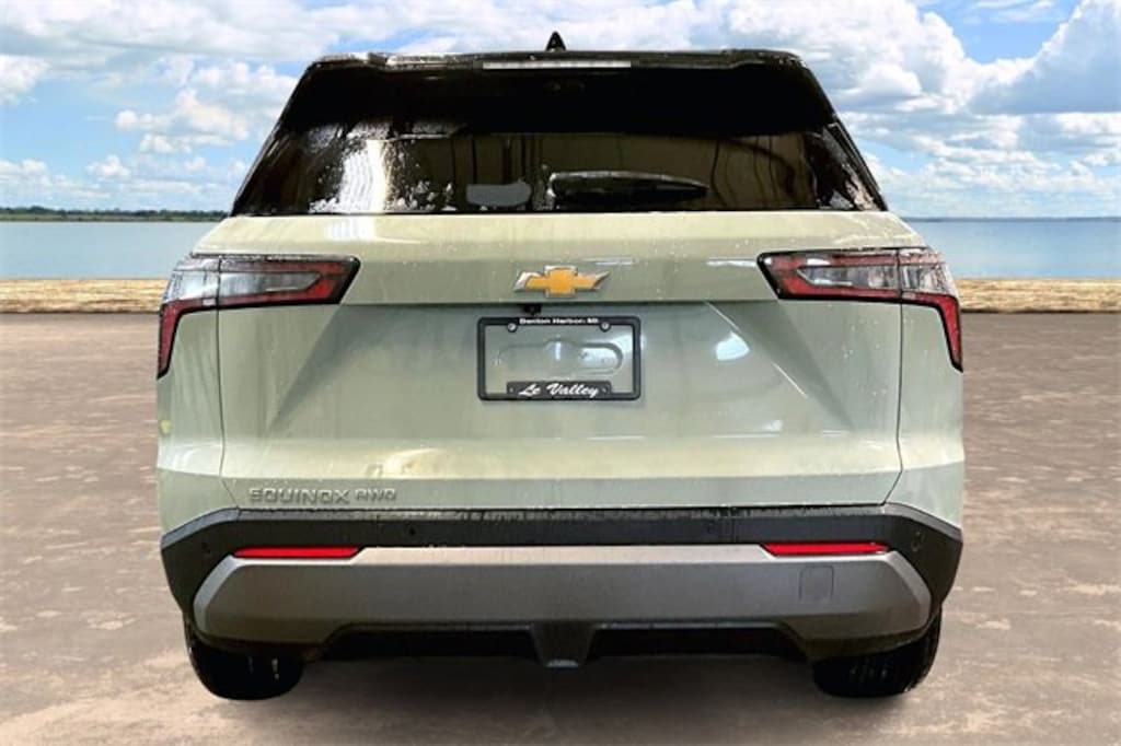 New 2026 Chevrolet Equinox LT SUV