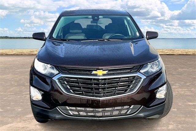 2020 Chevrolet Equinox LT photo 2