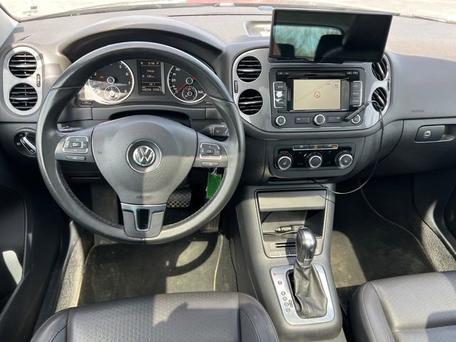 Used 2012 Volkswagen Tiguan SE with VIN WVGBV7AX2CW596532 for sale in Rockford, MI