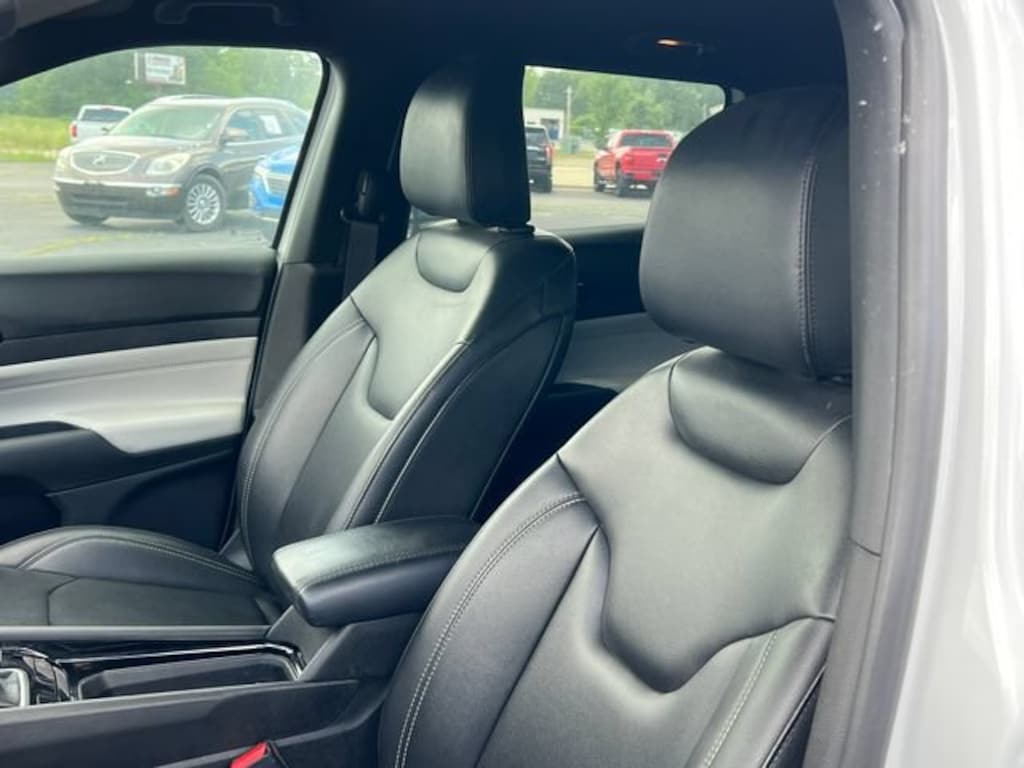 Used 2026 Jeep Compass Limited