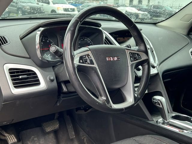 Used 2015 GMC Terrain SLE-2 with VIN 2GKFLWEK4F6236251 for sale in Rockford, MI