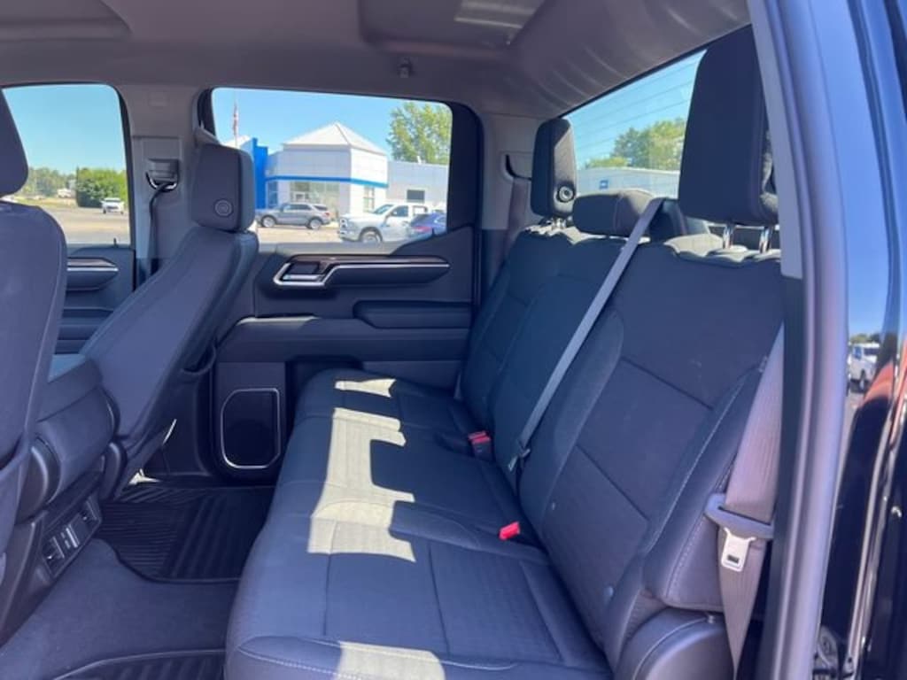Used 2025 Chevrolet Silverado 1500 LT (2FL) Truck