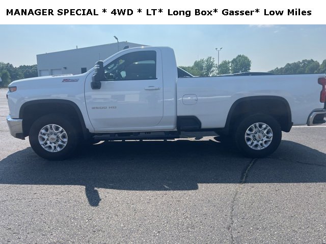 2022 Chevrolet Silverado 2500HD LT photo 2