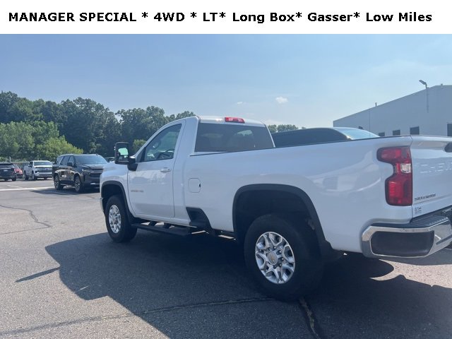 2022 Chevrolet Silverado 2500HD LT photo 3