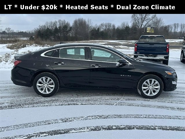 Used 2022 Chevrolet Malibu 1LT with VIN 1G1ZD5ST4NF184999 for sale in Rockford, MI