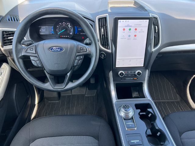 Used 2024 Ford Edge SE SUV