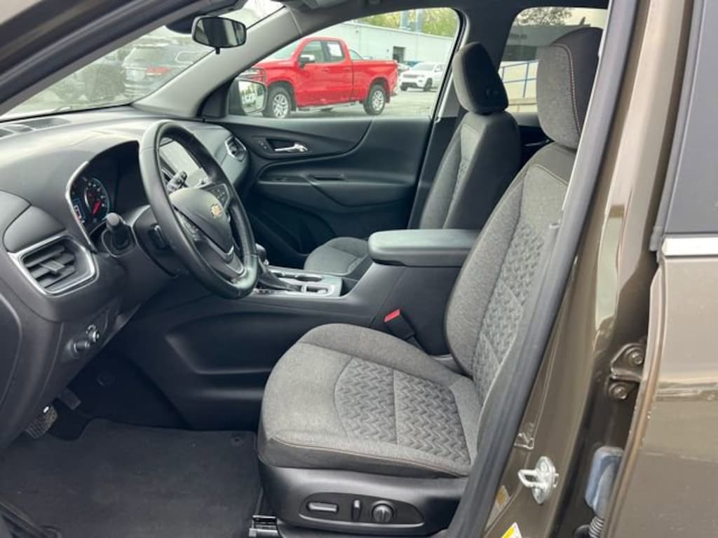 Used 2023 Chevrolet Equinox LT SUV