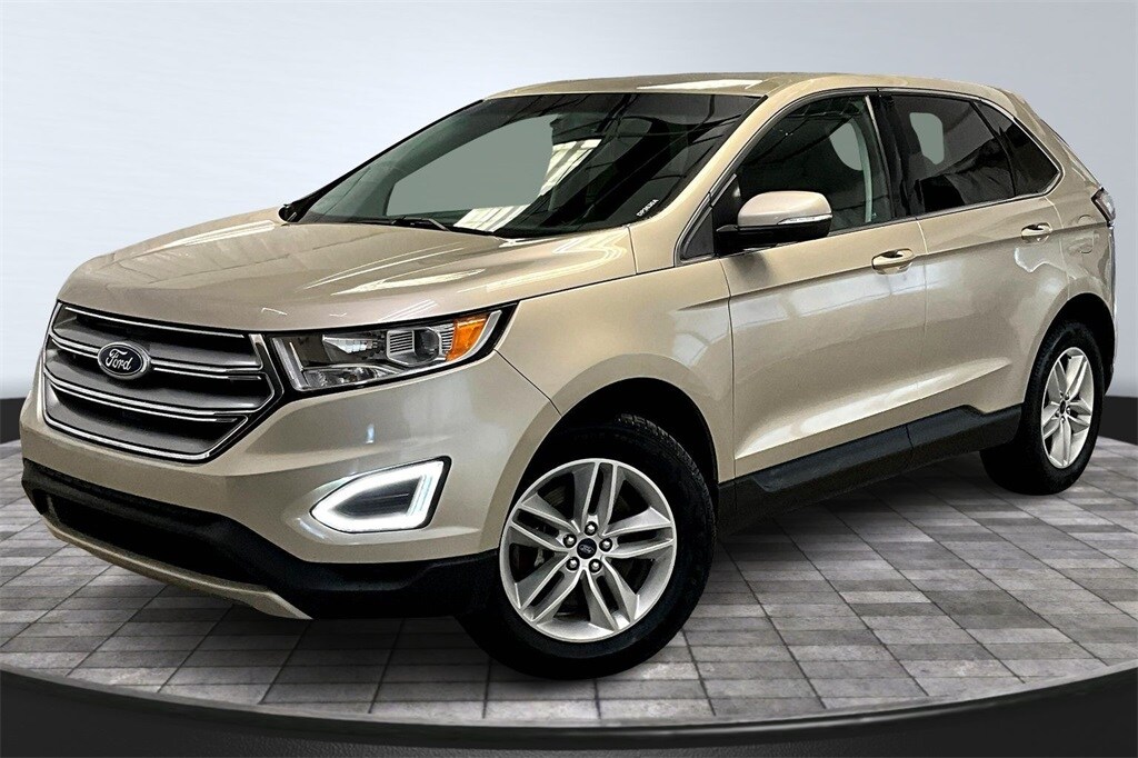 2018 Ford Edge SEL photo 3