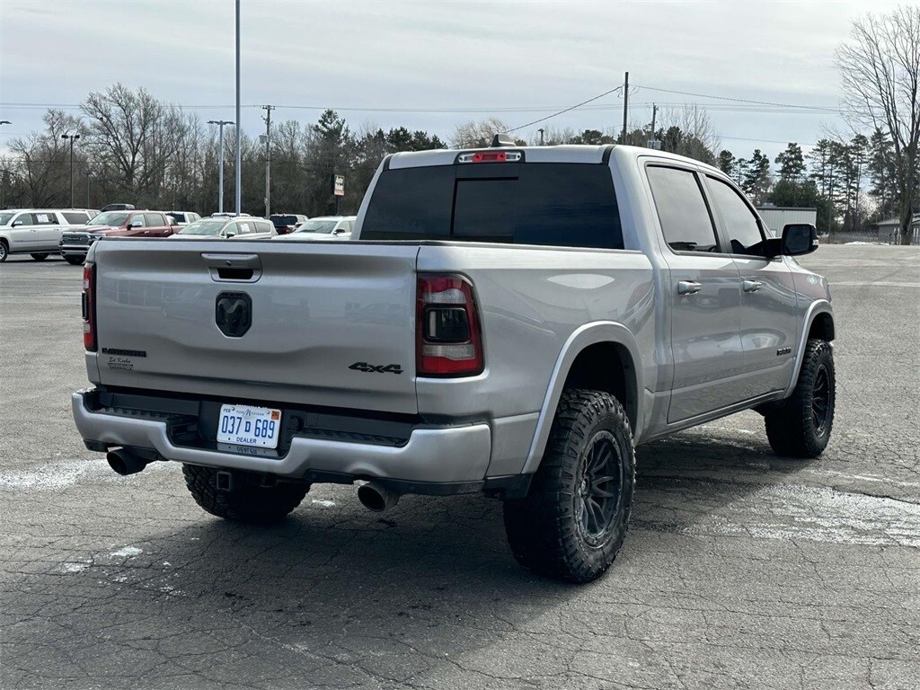 2022 Ram 1500 Laramie photo 3