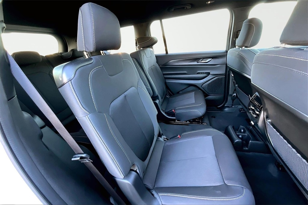 2025 Jeep Grand Cherokee L Laredo - Photo 10