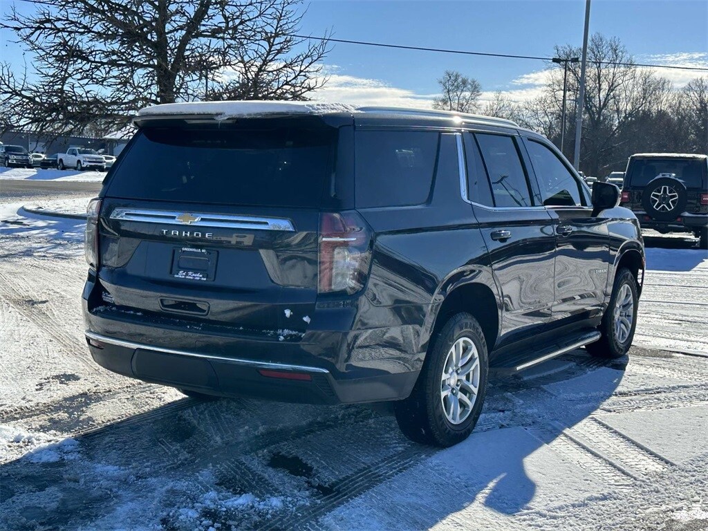 2023 Chevrolet Tahoe LS photo 3