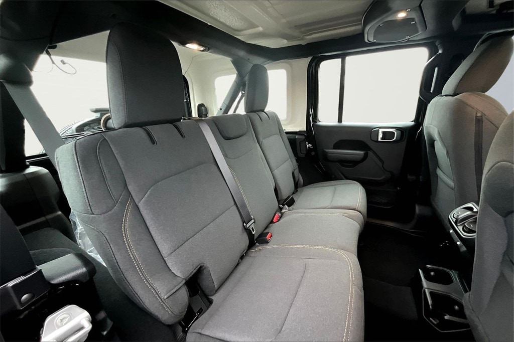 2026 Jeep Wrangler 4-Door Sport - Photo 10