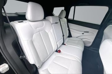 2026 Jeep Cherokee Laredo - Photo 9