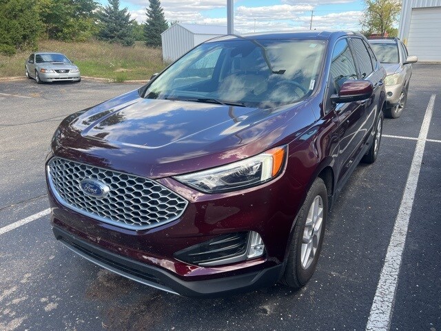 2023 Ford Edge SEL photo 3