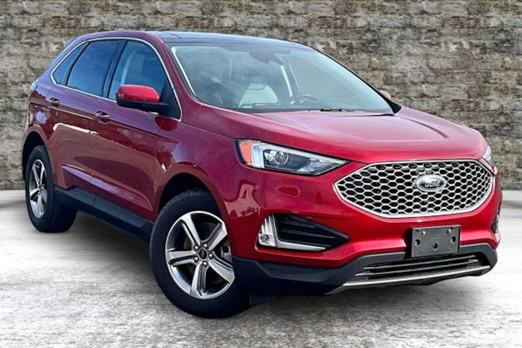 Used 2023 Ford Edge SEL SUV