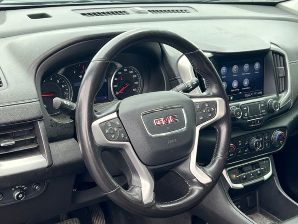 Used 2022 GMC Terrain SLT SUV