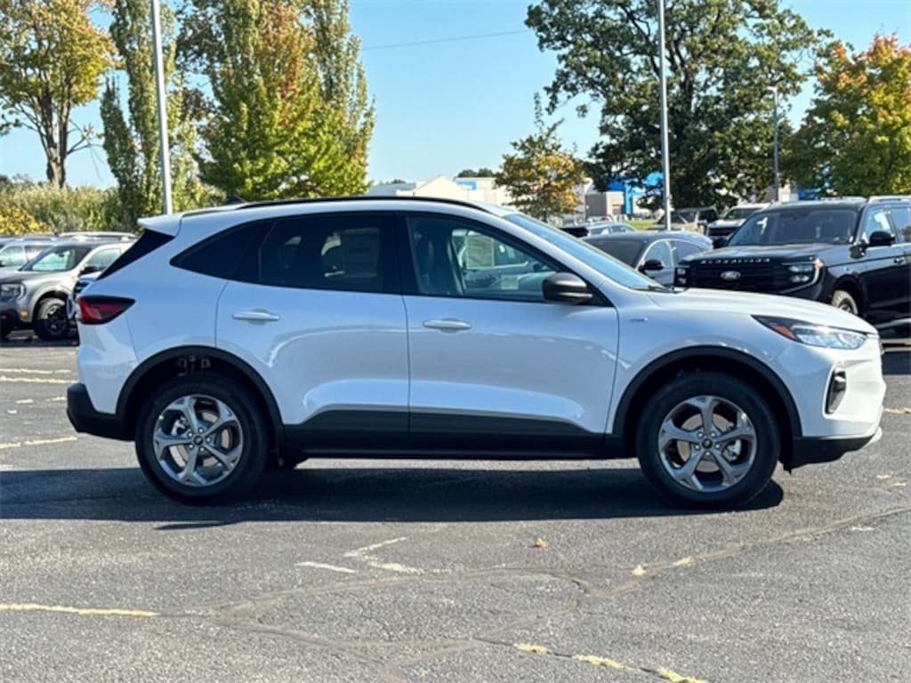 New 2025 Ford Escape ST-Line SUV