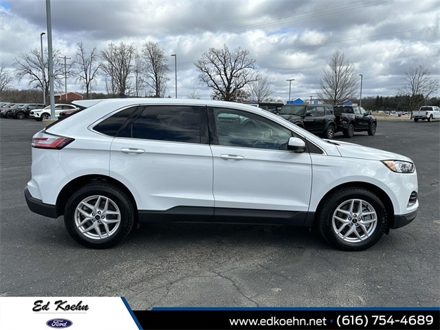 Used 2024 Ford Edge SEL with VIN 2FMPK4J96RBA71157 for sale in Greenville, MI