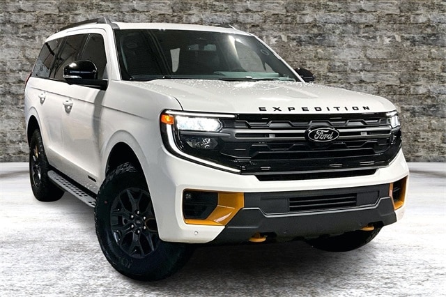2025 Ford Expedition Tremor's photo