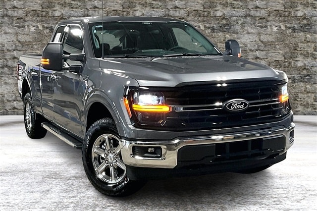 2025 Ford F-150 XLT's photo